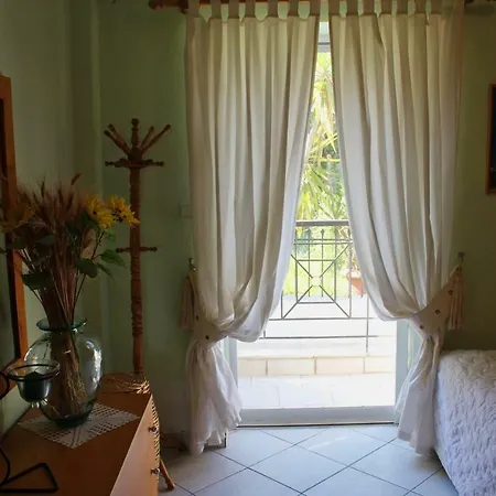 Apartment Fokais Beach
