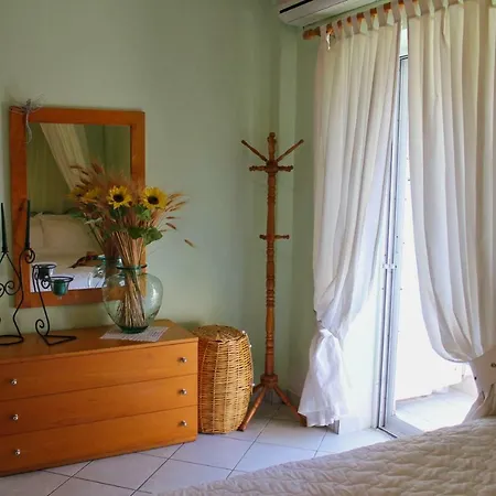 Apartment Fokais Beach